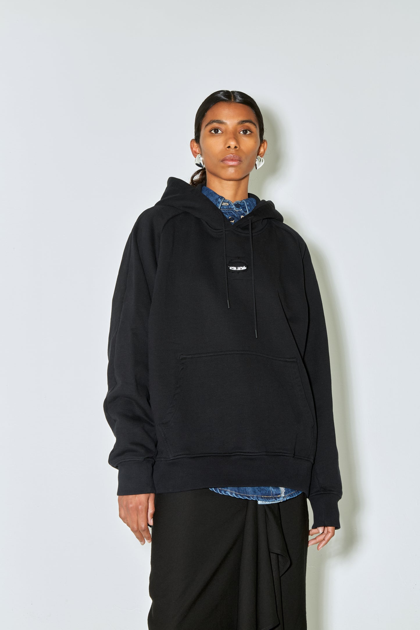 SASSI hooded sweatshirt black